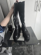 Black Knee Boots 