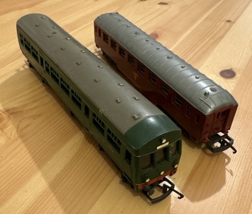 Triang model train coach - model,