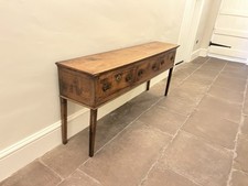 Early 18th Century Oak Dresser Base/sideboard With 3 Drawers