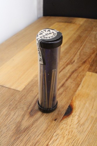 Vintage nita needles glass - nita,