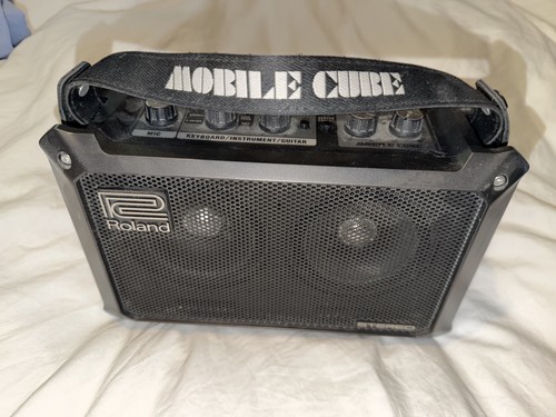 Roland mobile cube stereo - cube,