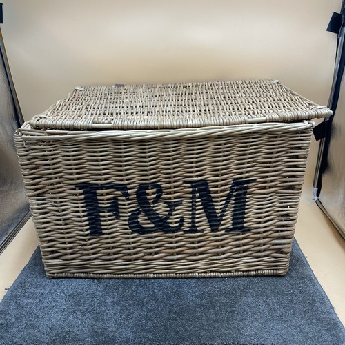 Damaged fortnum mason - mason, f&m
