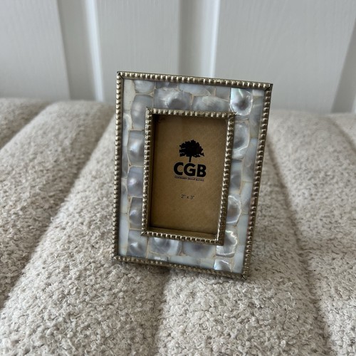 Mother pearl mini photo - pearl,