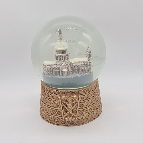 Paul cathedral snow globe - cathedral,