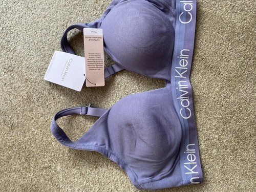 Bnwt calvin klein soft padded - soft,