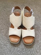 Gorgeous MODA in PELLE Mapel