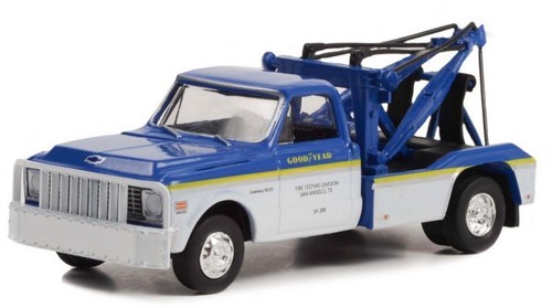Chevrolet dually wrecker - c-30,