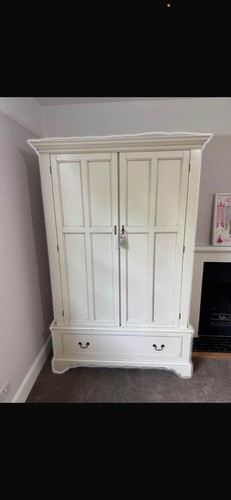 Laura ashley free - ashley,