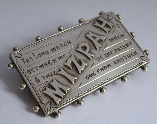 Fantastic victorian solid - ,