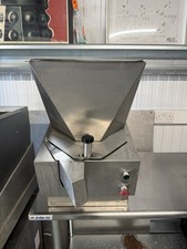 Commercial Potato Chipper