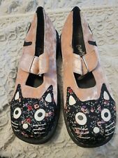 T.U.K. Womens 11 Kitty Cat