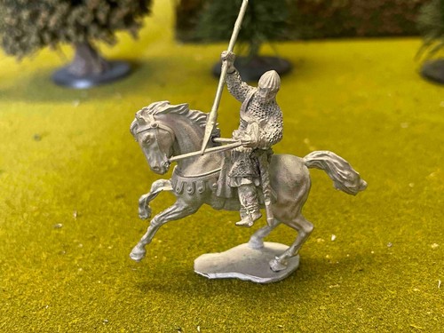 11th hildago knight - 11th,