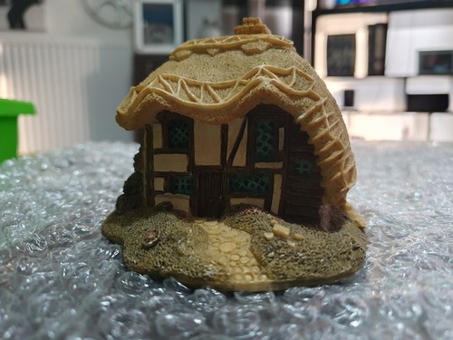 Cottage ornament - cottage,