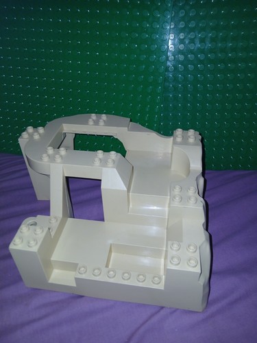 Lego duplo large - lego, raised