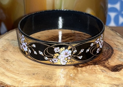 Michaela frey enamel signed - enamel,