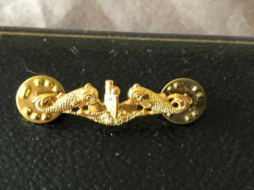 Navy gold pin - gold, submarine