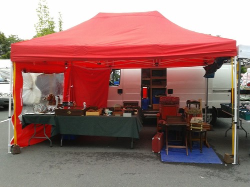 Quality pop marquee trade - pop,