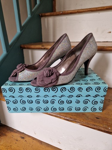 Vintage bertie peep - vintage, silver