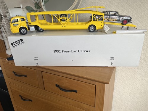 1952 four car - carrier, diecast