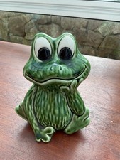 Sylvac  Sitting Frog Money Box.  No 5097. Green . Excellent condition 