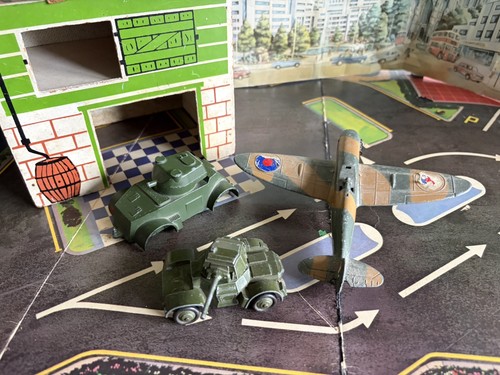 Dinky 670 daimler armoured - 670,