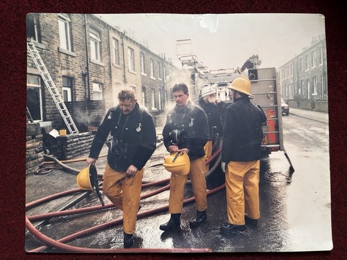 West yorkshire fire - west, service