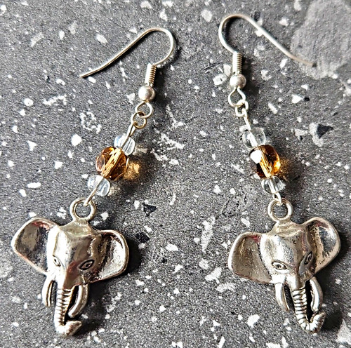 Silver tone elephant - tone, charm