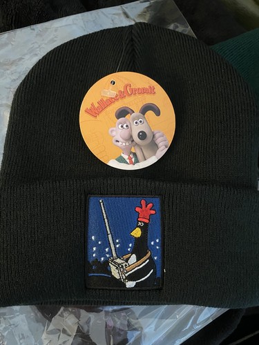 Wallace and gromit feathers - wallace,