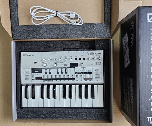 Roland boutique bass - tb-03,