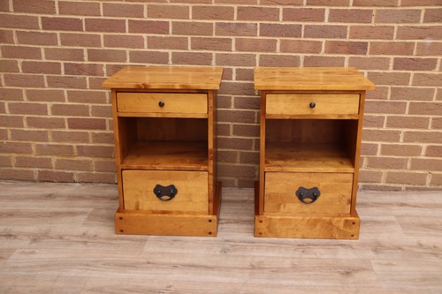 Pair laura ashley - pair, of