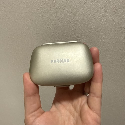 Phonak hearing aid hard - hearing,