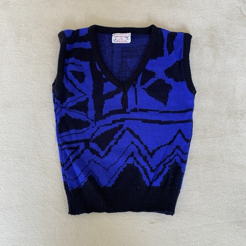 Vintage knitted sweater vest - knitted,