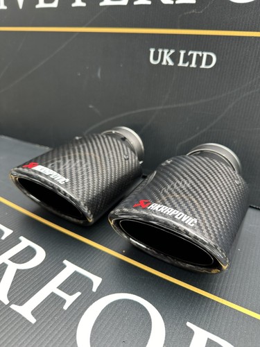 Gloss black carbon - black, fibre