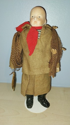 Porcelain character doll - ,