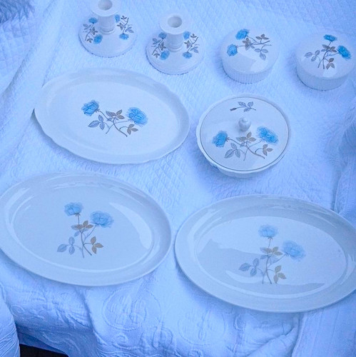 Wedgwood ice rose bone - wedgwood,