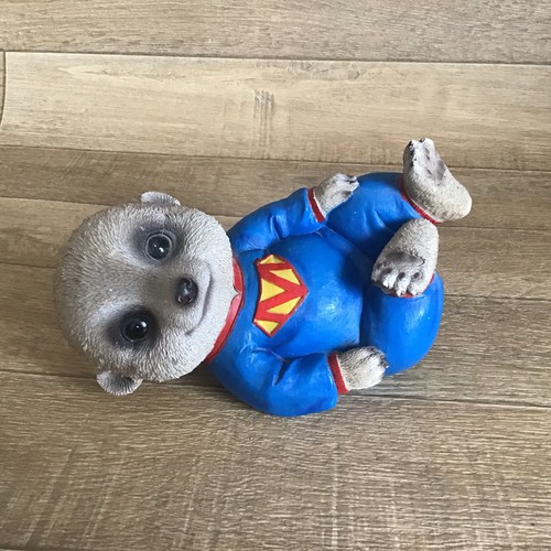 Vivid arts baby meerkat - arts,