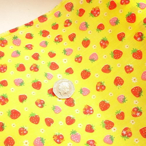 Poly cotton - 80%,