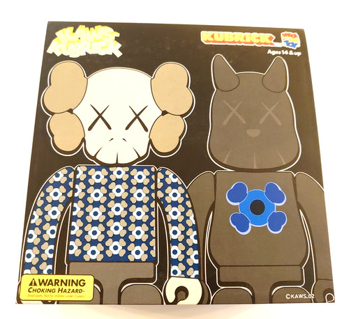 Kaws kubrick bus stop medicon - kaws,