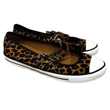 CONVERSE Women's Chuck Taylor