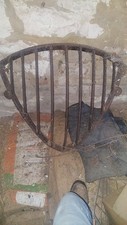 Cast Iron Corner Hay Rack Planter
