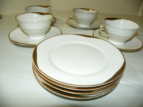 Lot cups saucers braed - of, cups/saucers/braed