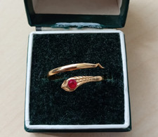 18ct Gold - Snake Ring