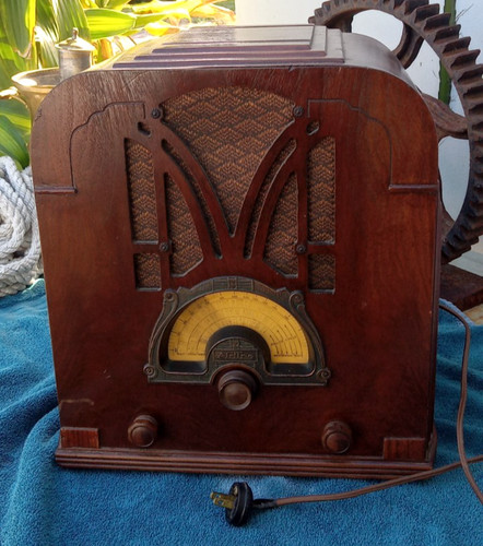 Antique 1932 montgomery ward - antique,