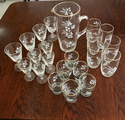 Mid century drinks - century, glasses