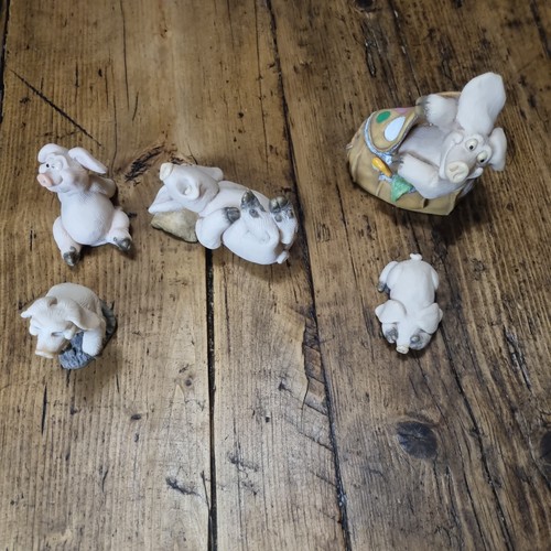 Collection ornament piggin - collection, ornament,