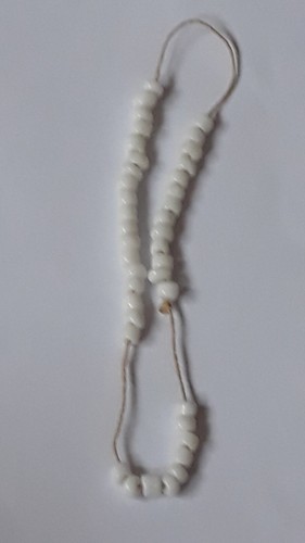 Pedigree sindy white bead - pedigree,