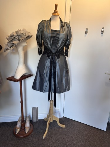 Ian stuart pewter mother - pewter, of