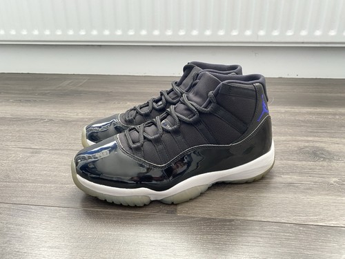 Air jordan retro - air,