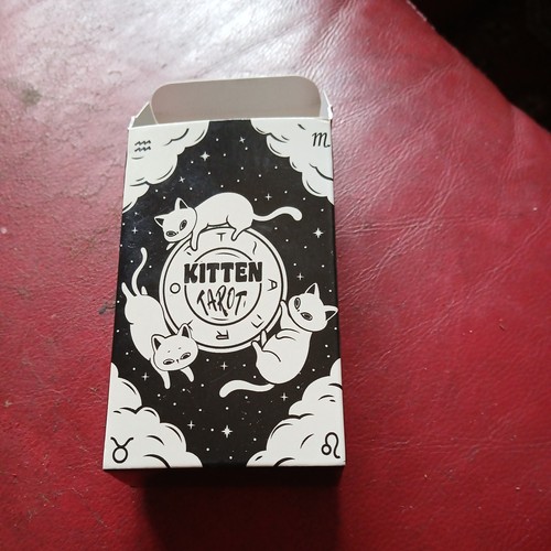 Kitten tarot deck cards - tarot,