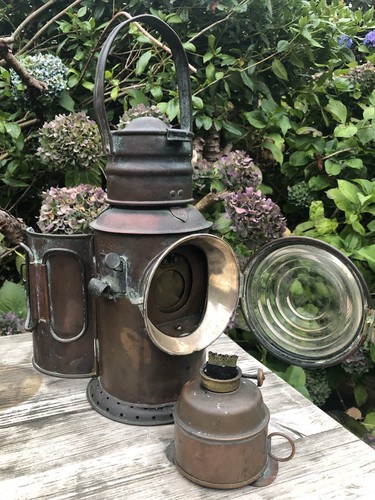 Antique railway copper - railway, signal